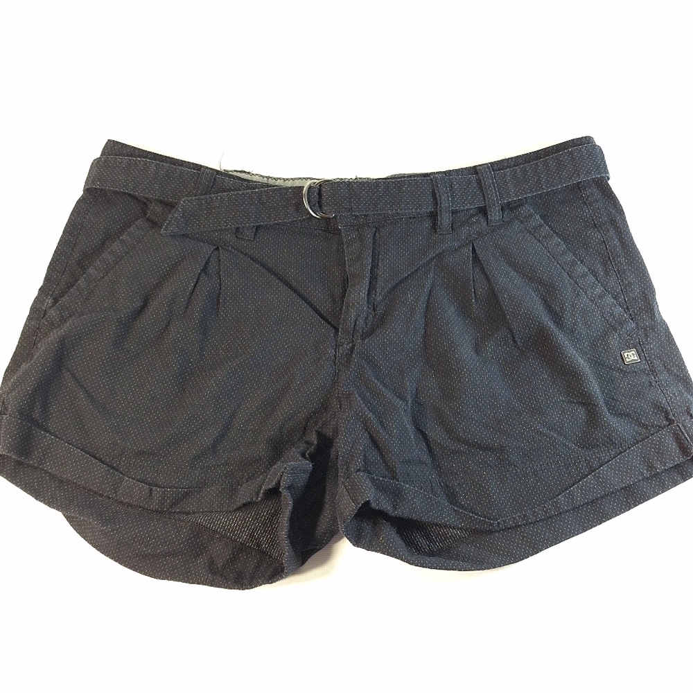 DC Black with White dots Pleated Cain shorts, size 27